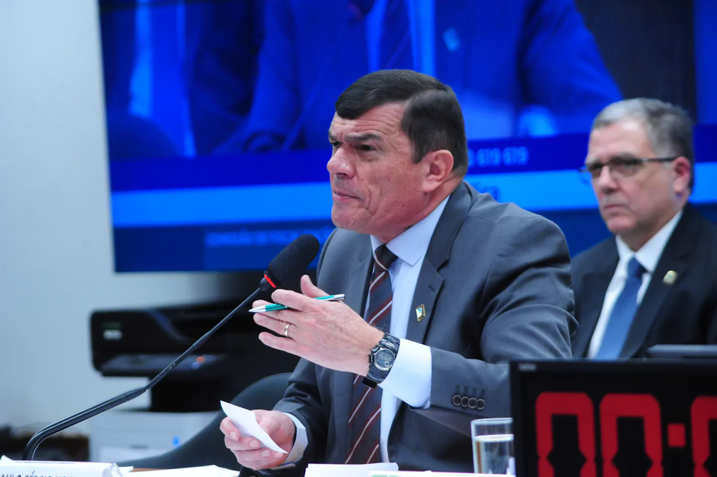 A curiosa cronologia do ministro da Defesa sobre Bruno e Dom